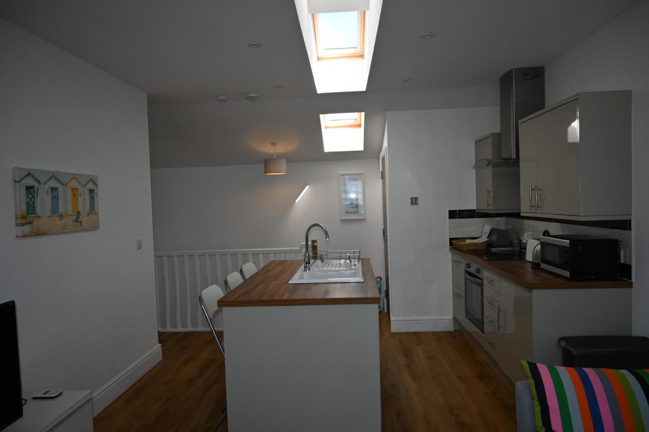 Apartment No. 8, 1 Bed, Sleeps 4 Exmouth Buitenkant foto